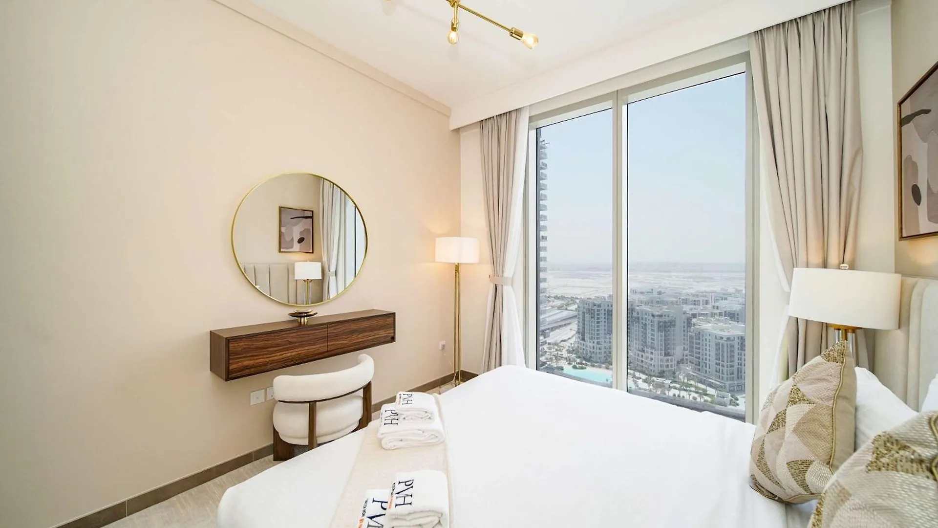 Apartament Pvh - Stylish 2Br In Creek Gate Tower 2 Dubaj