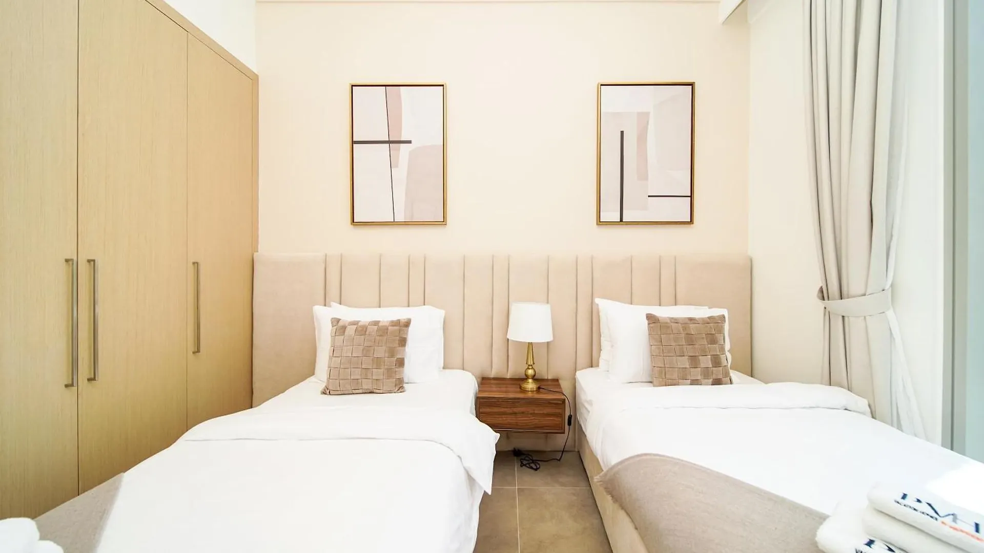 Pvh - Stylish 2Br In Creek Gate Tower 2 Apartment Dubai 0*,