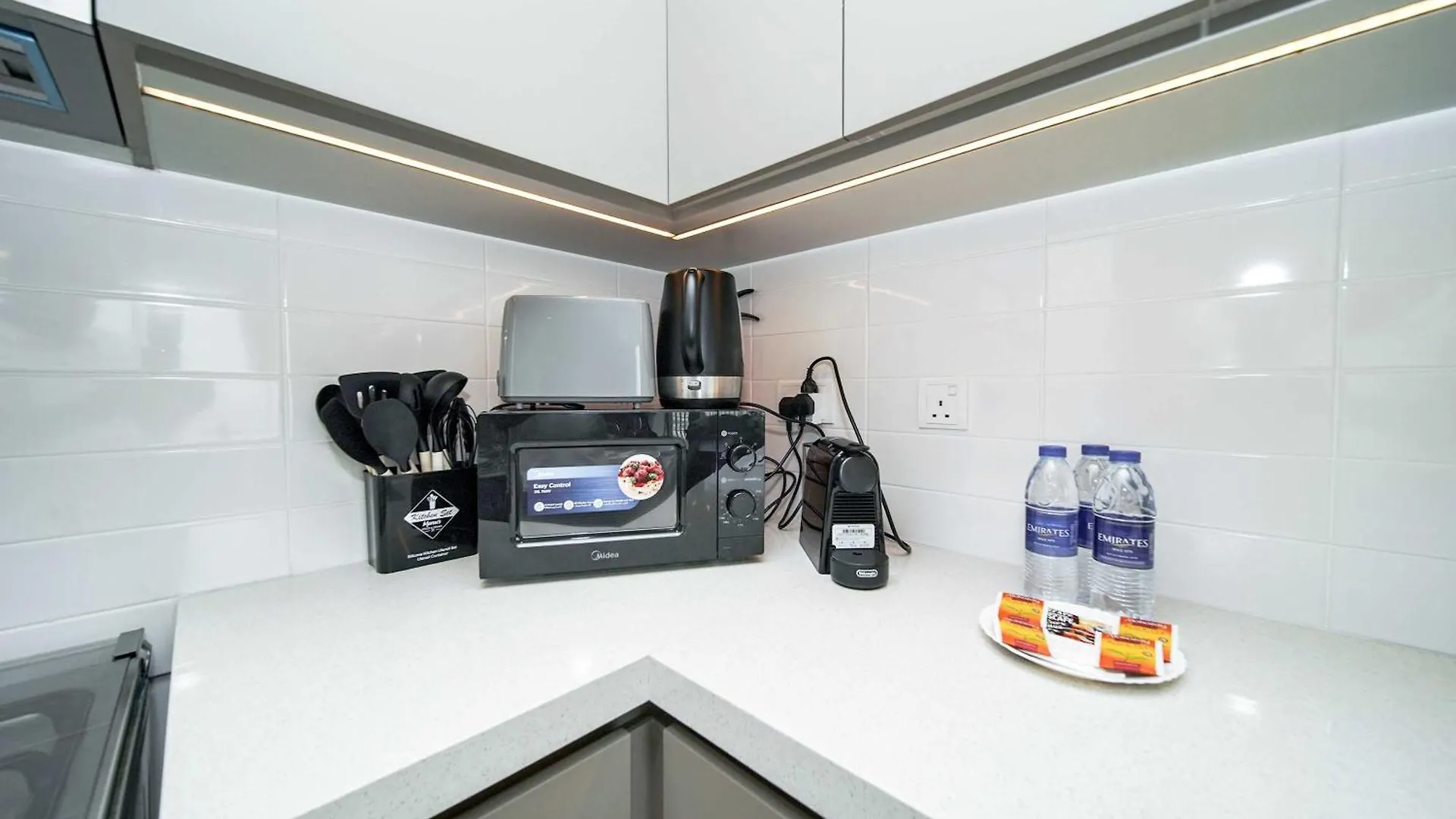 Pvh - Stylish 2Br In Creek Gate Tower 2 Apartment Dubai United Arab Emirates