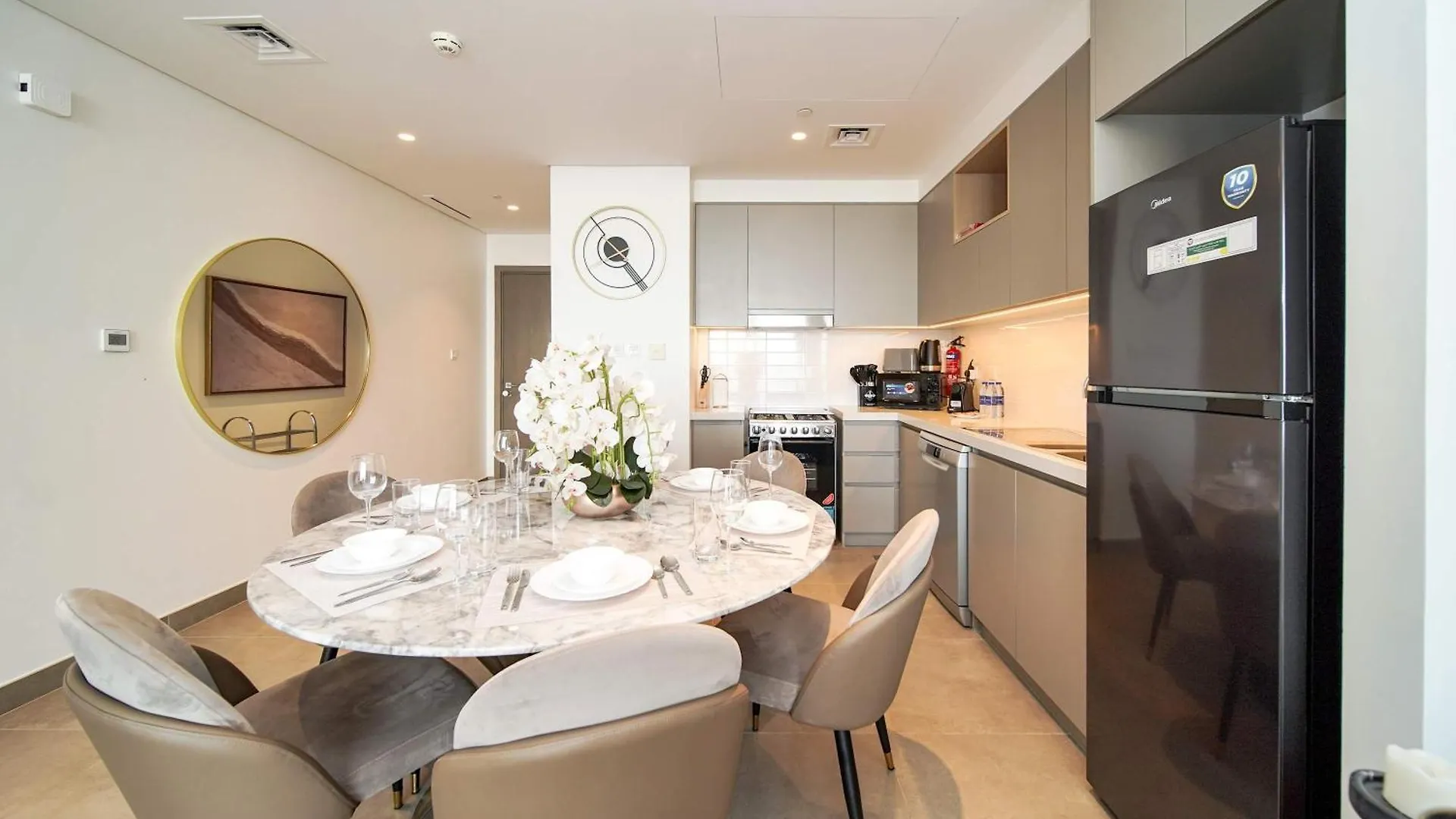 Pvh - Stylish 2Br In Creek Gate Tower 2 Apartment Dubai