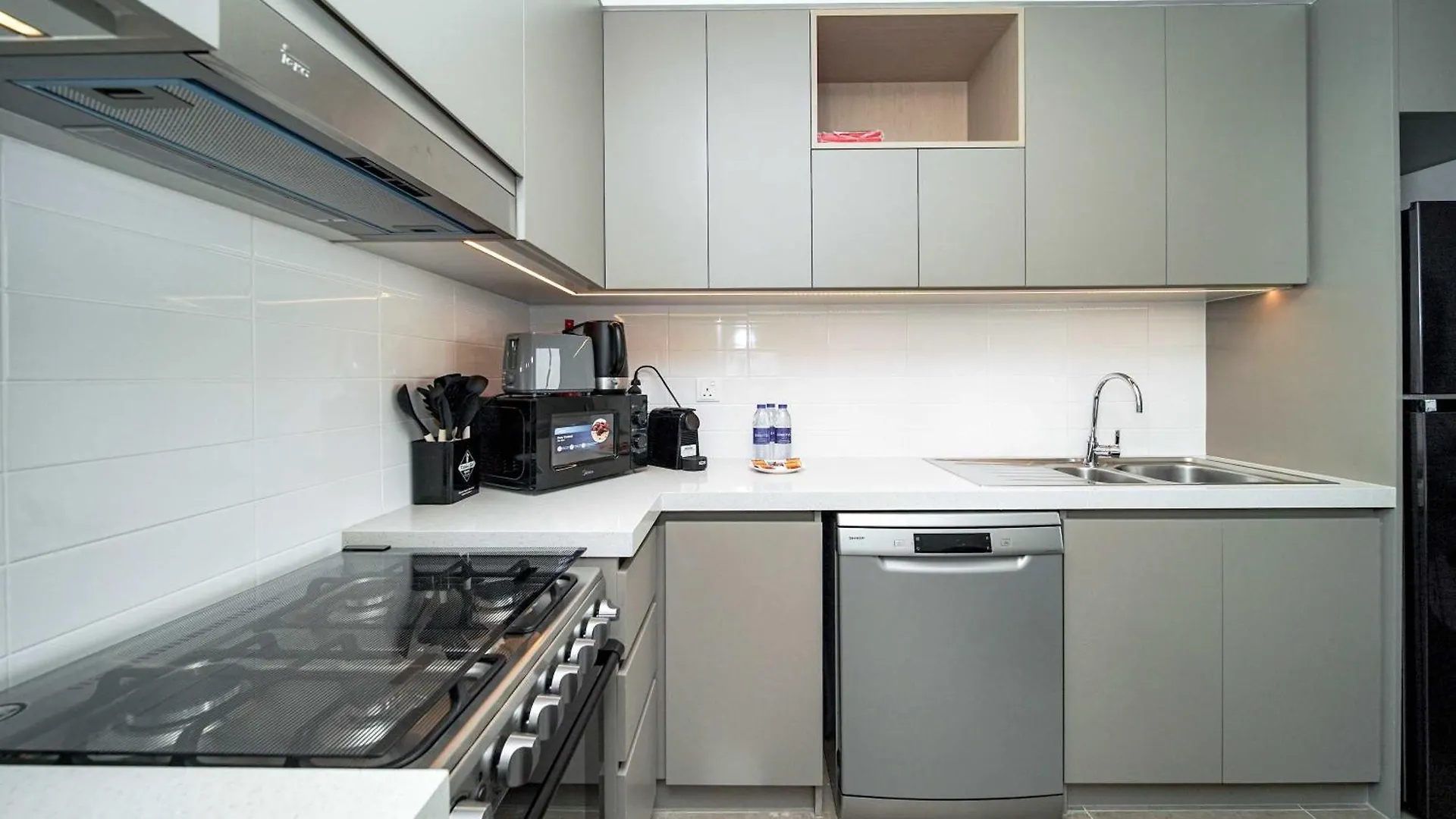 Pvh - Stylish 2Br In Creek Gate Tower 2 Apartment Dubai United Arab Emirates